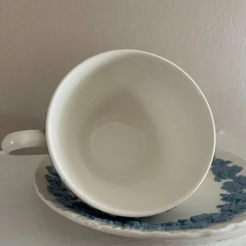 VTG Wedgwood Queensware Embossed Teacup & Saucer White, Blue, Grape, Vines